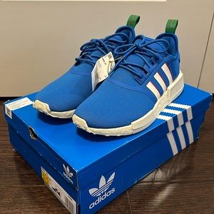 NWT adidas NMD R1 (size 9.5)
